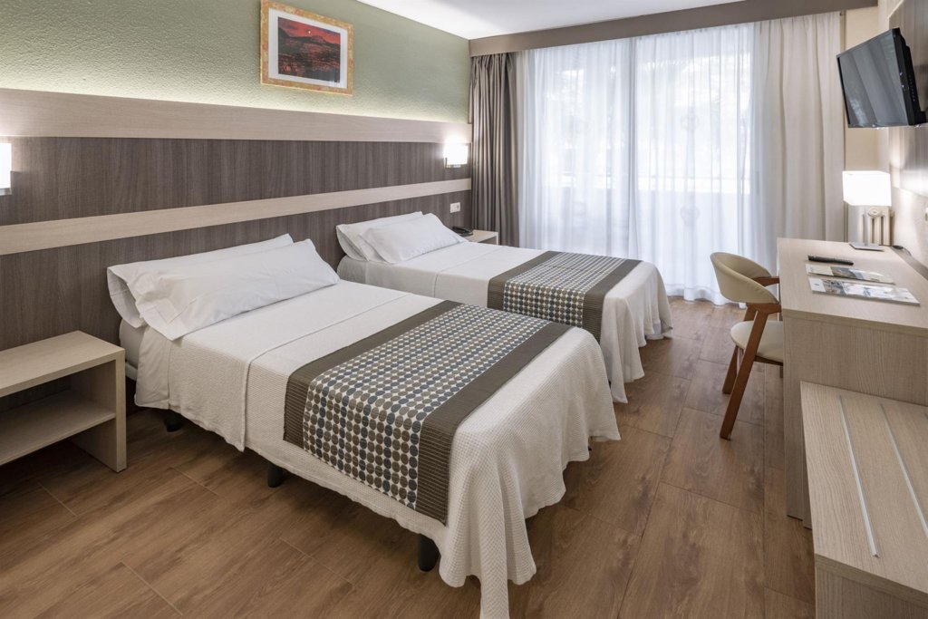 Отель 4R Playa Park, Салоу, Испания