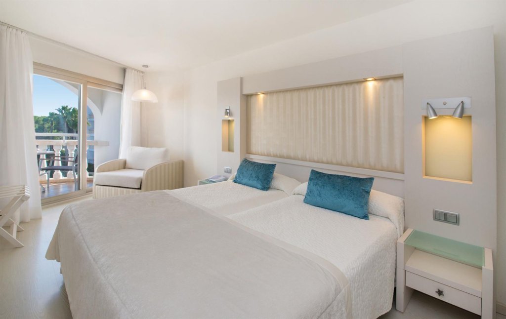Отель Iberostar Albufera Park, Плайя де Муро, Майорка, Испания
