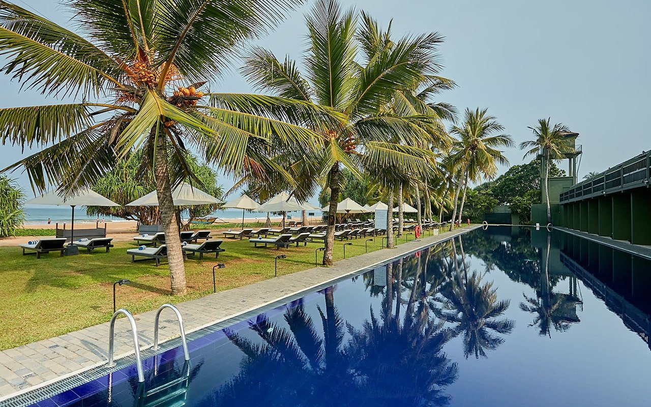 Отель Echo Beach Hotel, Шри-Ланка