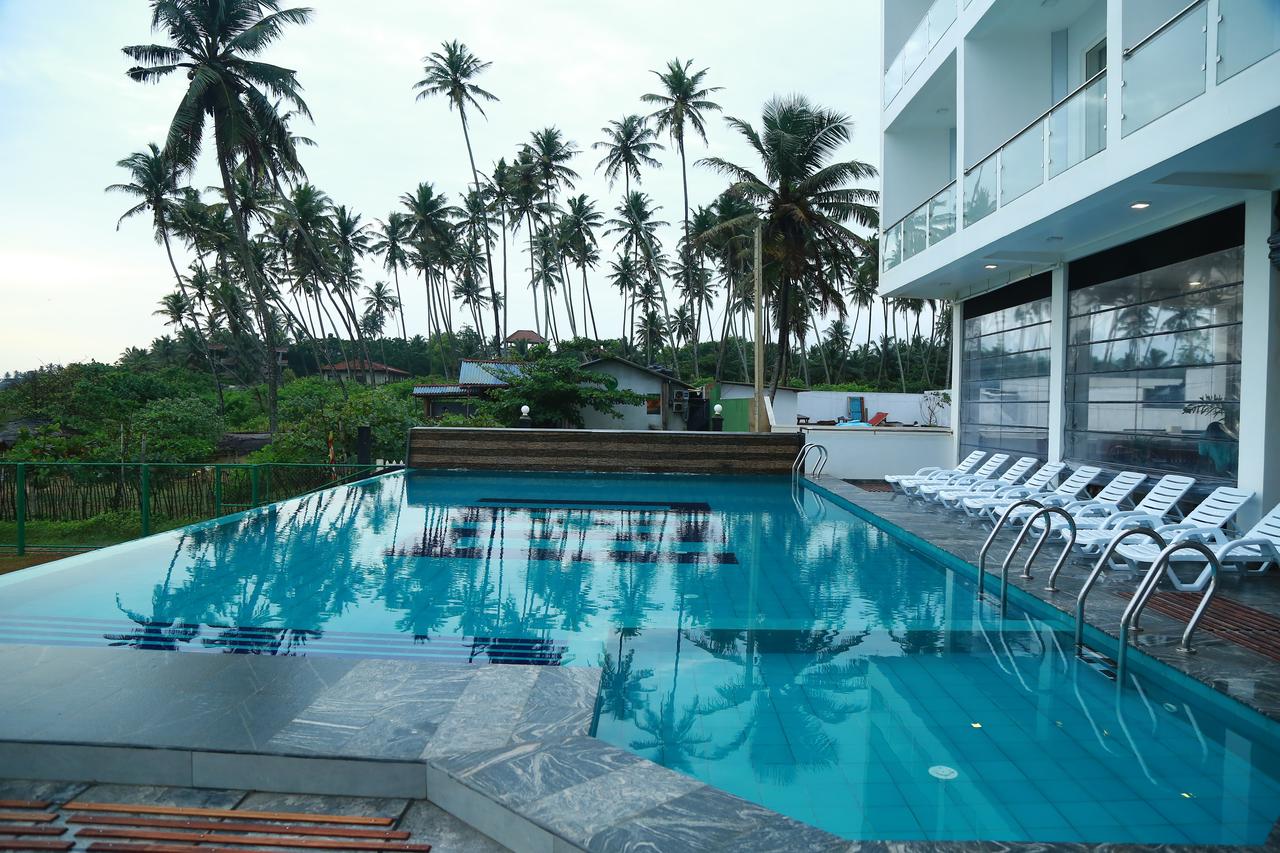 Отель Twenty Two Weligama Bay, Велигама, Шри-Ланка