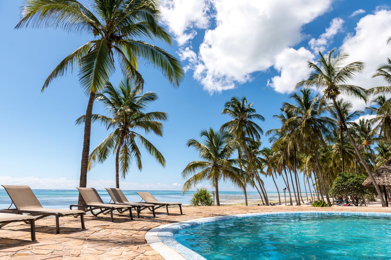 Отель Karafuu Hotel Beach Resort, Занзибар, Танзания