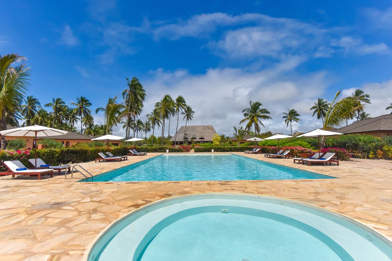 Отель The Sands Beach Resort, Занзибар, Танзания