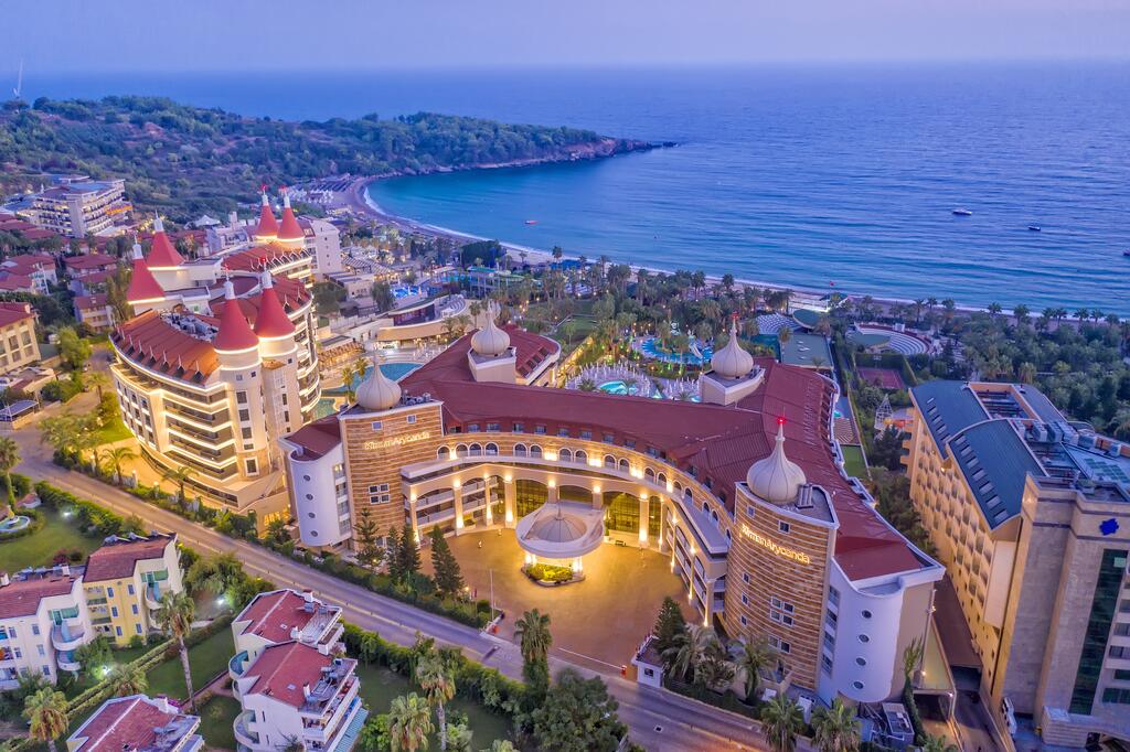 Отель Kirman Hotels Arycanda De Luxe, Аланья, Турция