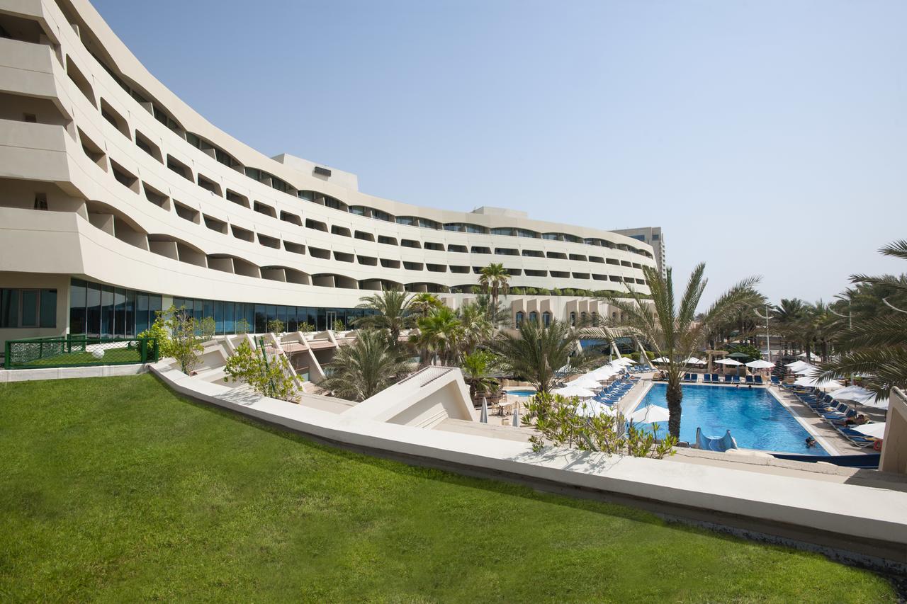 Отель Occidental Sharjah Grand, Шарджа, ОАЭ